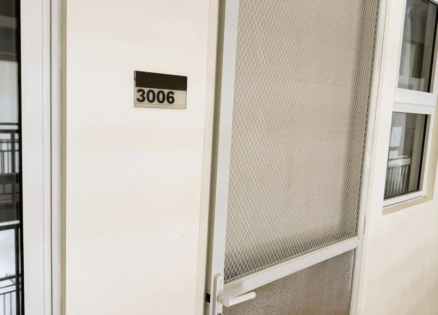 Jfam Suites - Allegra Pasig Condo, With Parking 0*, Manila