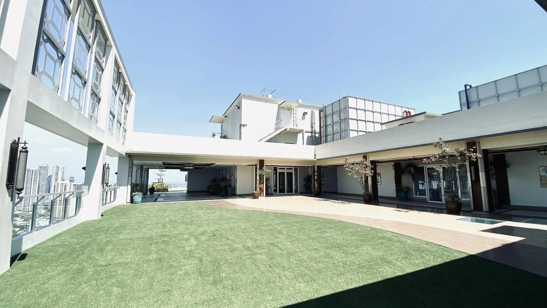 Jfam Suites - Allegra Pasig Condo, With Parking Manila