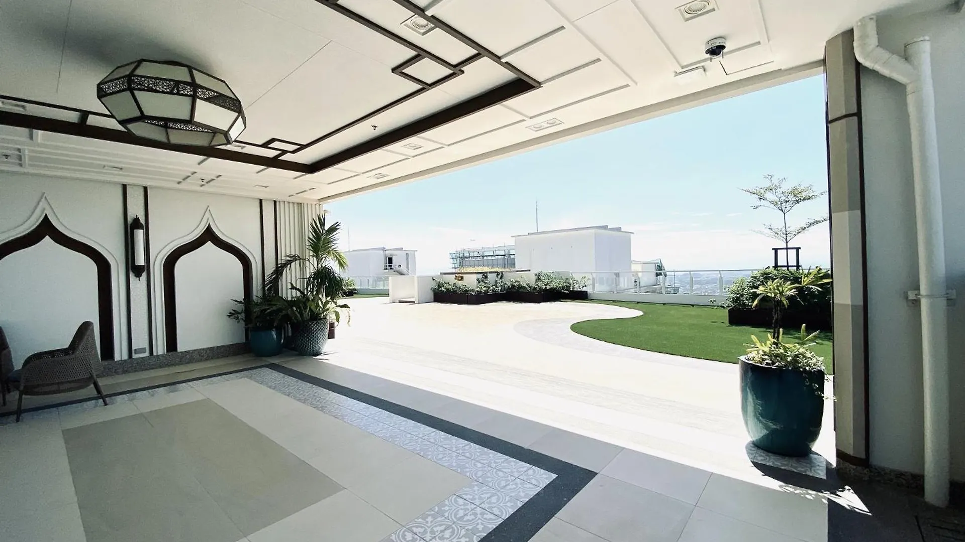 Jfam Suites - Allegra Pasig Condo, With Parking Apartmán Manila