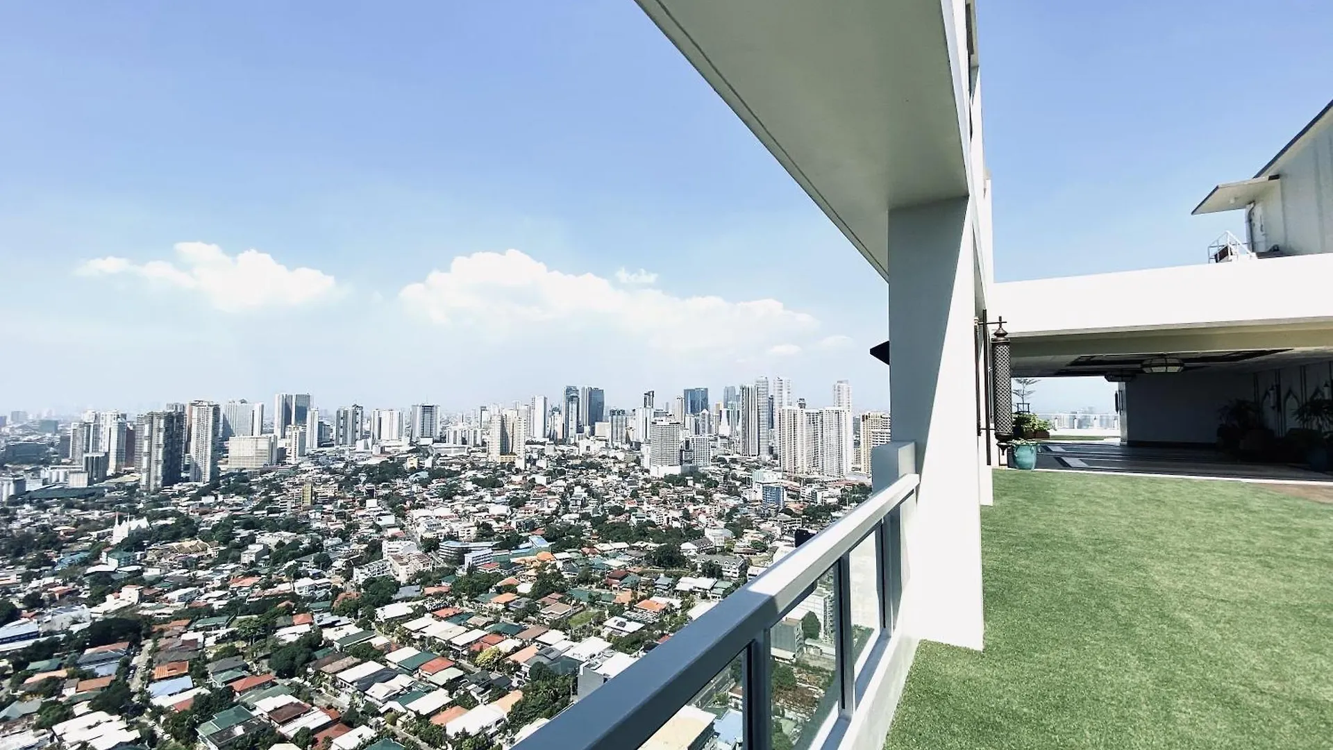 Jfam Suites - Allegra Pasig Condo, With Parking Philippines